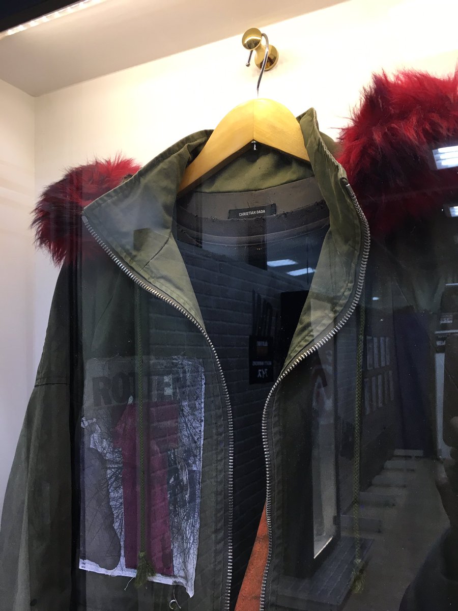 Suzune High Low The Only Shop At アニメイト渋谷 Part 1 スモーキー コブラ の 衣装 ザム1 ザム3 場面パネル ハイロー ハイローショップ