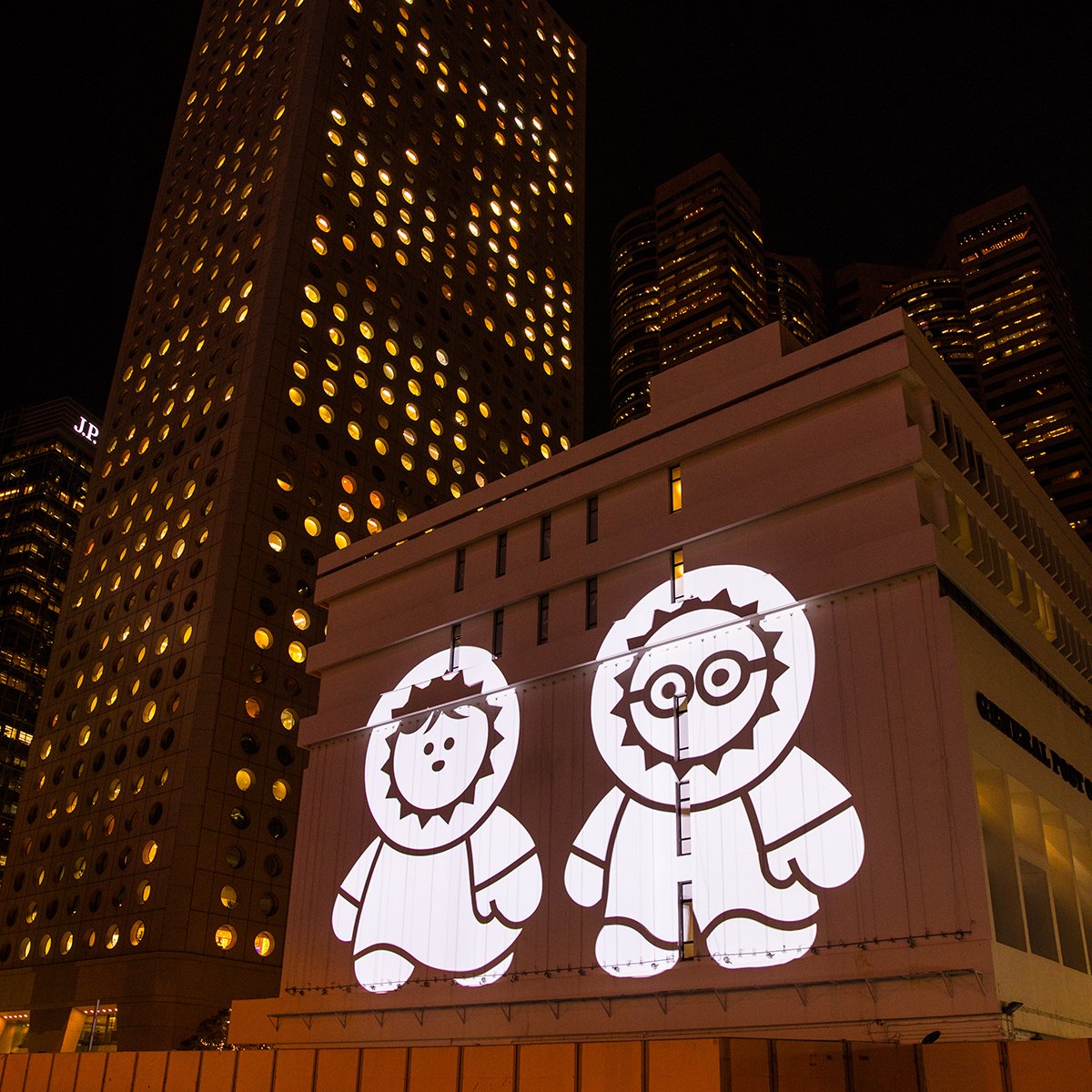 discoverhk's tweet photo. Don't miss enchanting light projections &amp; installations at major landmarks and buildings in #HongKong, 23-25 Nov. https://t.co/L6Fwn1tvsq https://t.co/KAnbLy00er