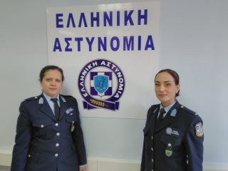 hellenicpolice's tweet photo. 🚓 Έναρξη του θεσμού του Τοπικού Αστυνόμου στην Ανδραβίδα ➡ https://t.co/liEik7d1yG https://t.co/PrnVszcQzY