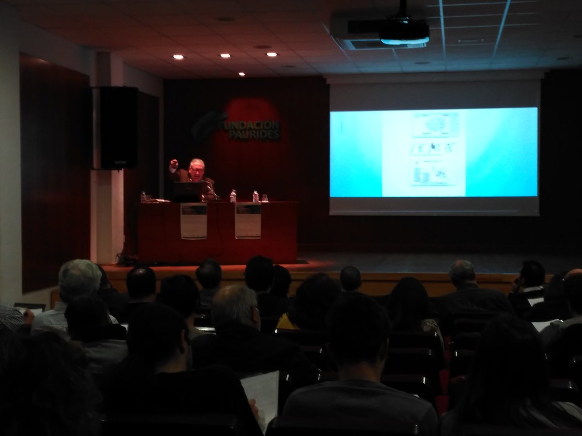 iperezrico's tweet photo. Escuchando a Antonio Poveda, director del Museo Arqueológico de #Elda , en las jornadas sobre las aglomeraciones urbanas en las provincias hispánicas.
#Arqueología #Patrimonio #Historia #Petrer #VinalopoMitja #AltVinalopo #FundacionPaurides https://t.co/w2wOsUlPfx