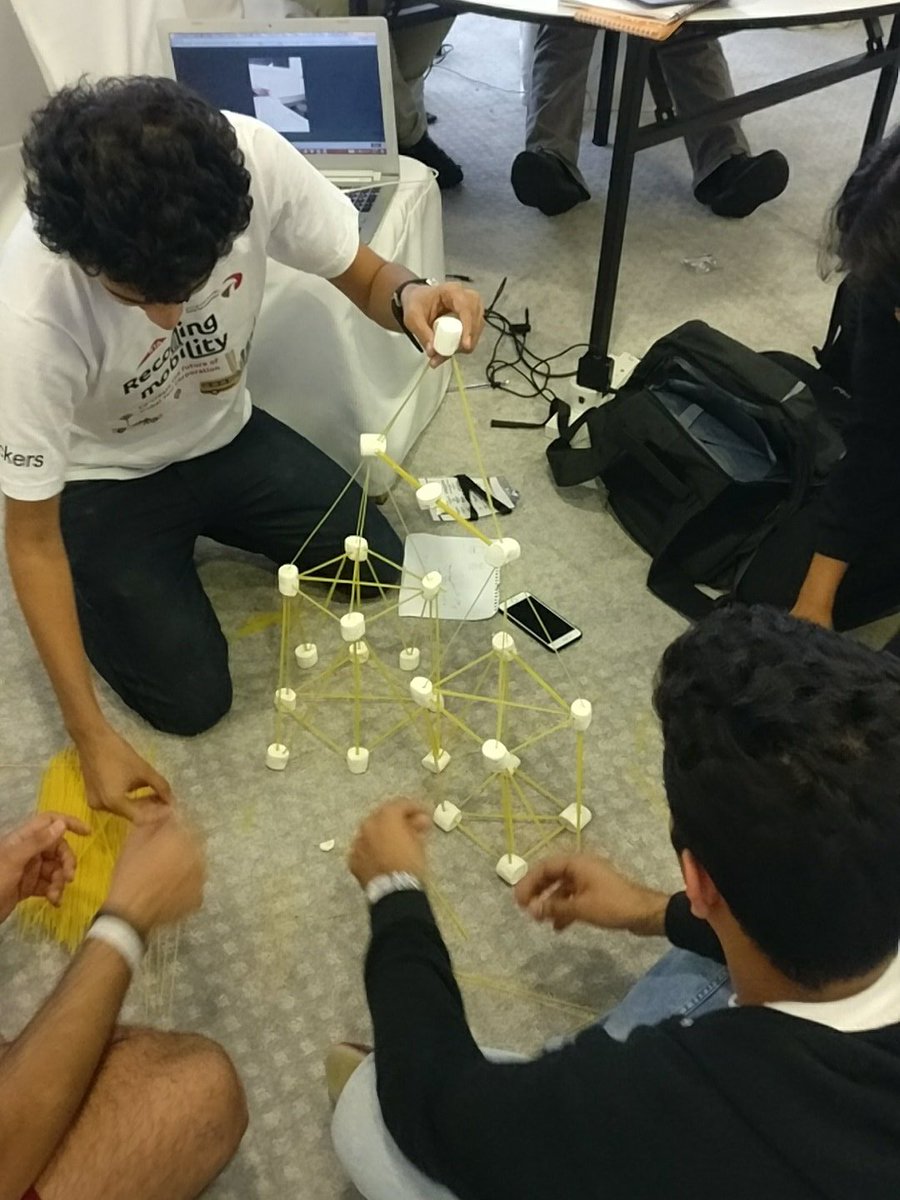 wjr0709's tweet photo. They beat it :(
#RecodingMobility #Hackathon @BeMyAppME @dubaitaxicorp https://t.co/Eha1akzrUd