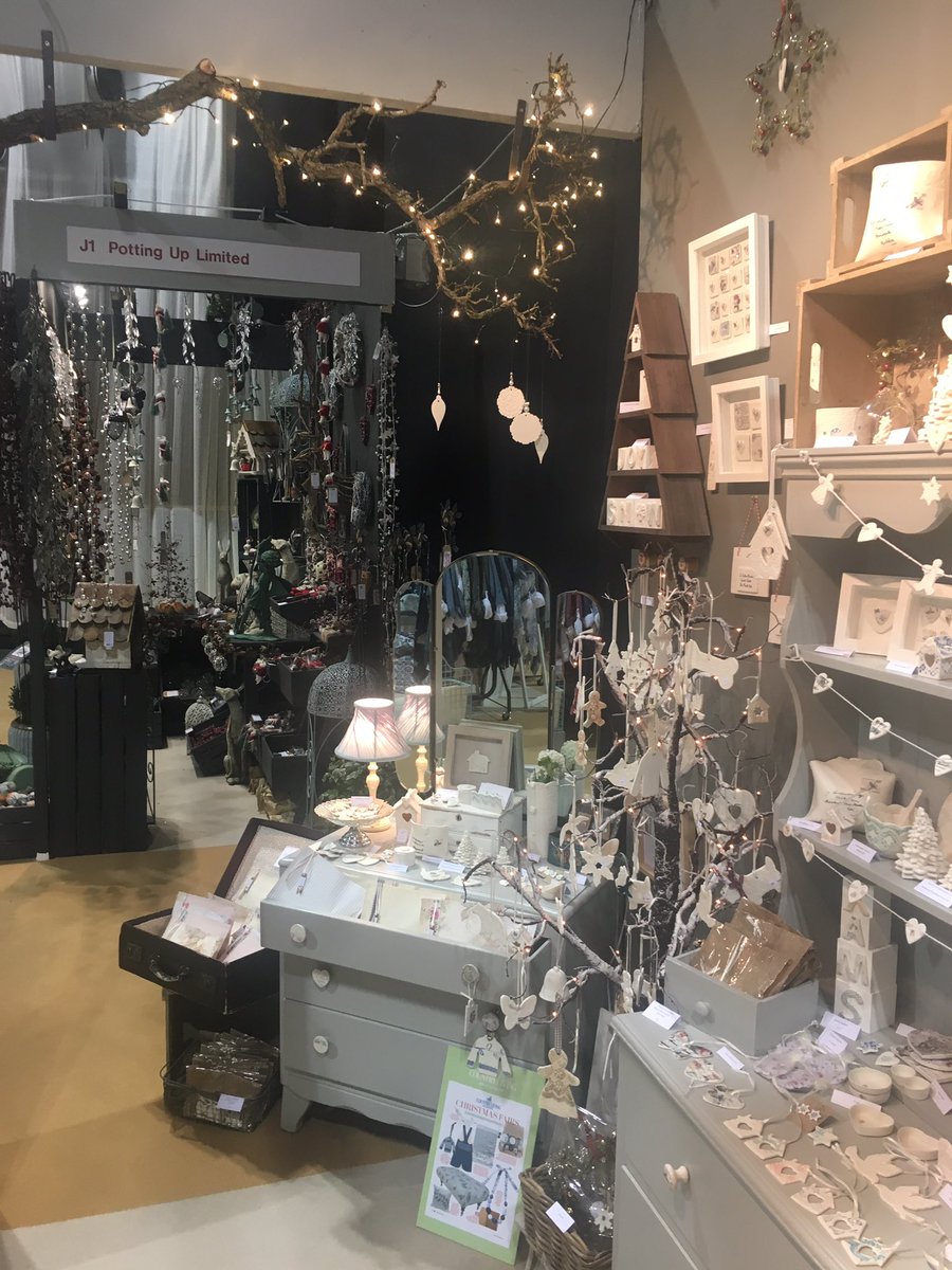 amercerdesigns's tweet photo. It's day 2 @CLFairs Christmas Fair in Glasgow and my stand is looking rather festive. Get yourself down for your Christmas shopping! Lots of lovely things to choose from! #CLFair #StepInsideCL #StandJ3 https://t.co/VlCI5vqnp7