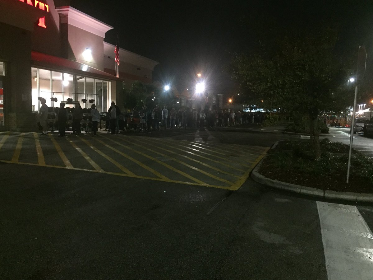 Staring Black Friday at Home Depot Winter Park 6349 with a BANG! <a href="/SelphNicole/">Nicole Selph</a> <a href="/RyanGeorgeHD/">Ryan George</a> <a href="/HDGerri/">Gerri OBrien</a> <a href="/OrlandoDepot/">Home Depot Orlando</a> @carla