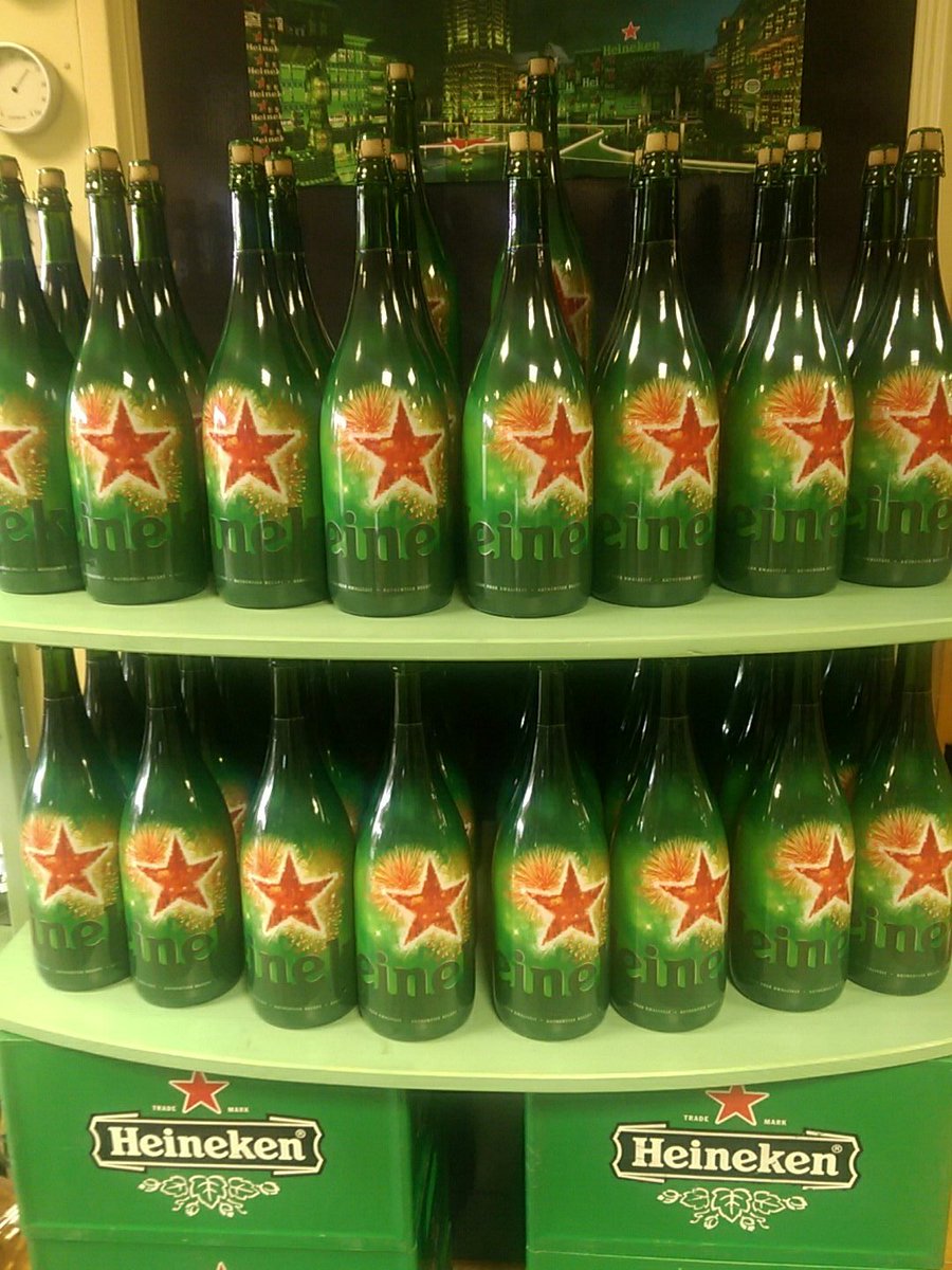 MitraMSK's tweet photo. Ze zijn er weer: de Heineken Magnum flessen 1.5 liter. #relatiegeschenken #kado #bedrijven #op=op https://t.co/x7rkphToef