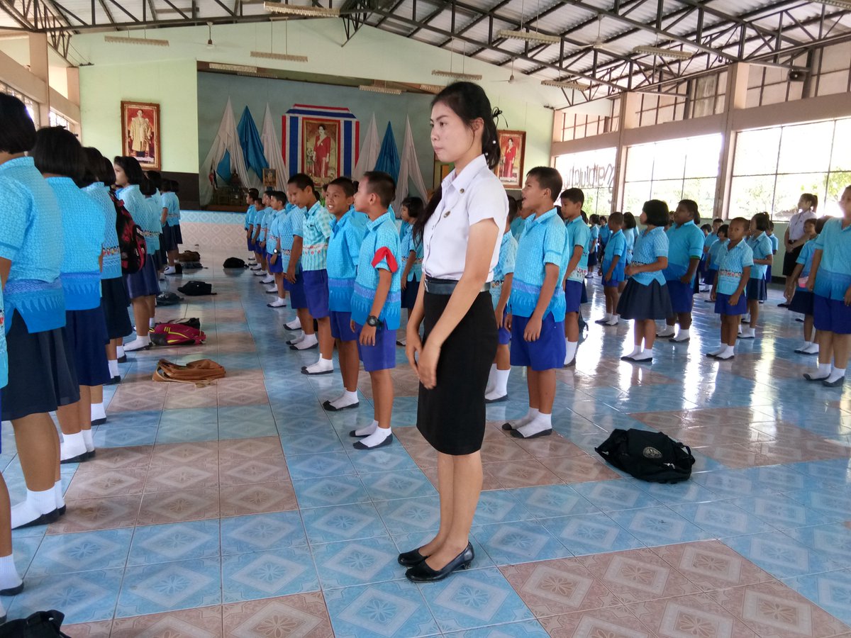 beebee_oping's tweet image. พรุ่งนี้
'เรื่อง ที่เคยยาก ก็จะง่ายขึ้น'

พรุ่งนี้
พอเรา 'โตขึ้น'
เรื่องใหญ่ๆ
'ก็จะเล็กลง'