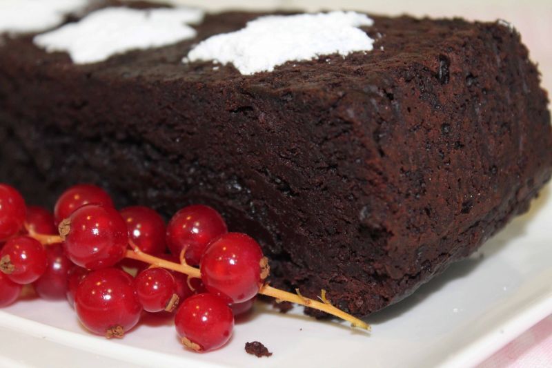 petitchefes's tweet photo. #menú #entrante #Brownie de remolacha --> https://t.co/Tb99slYs02 Gracias a @Cakesamedida https://t.co/CvRHEEFn2y