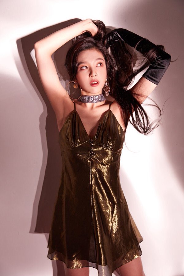 heypeachie's tweet photo. @magnusbase peek a boo ! your queen is here 👸🏻 https://t.co/mkwSlZW2Km