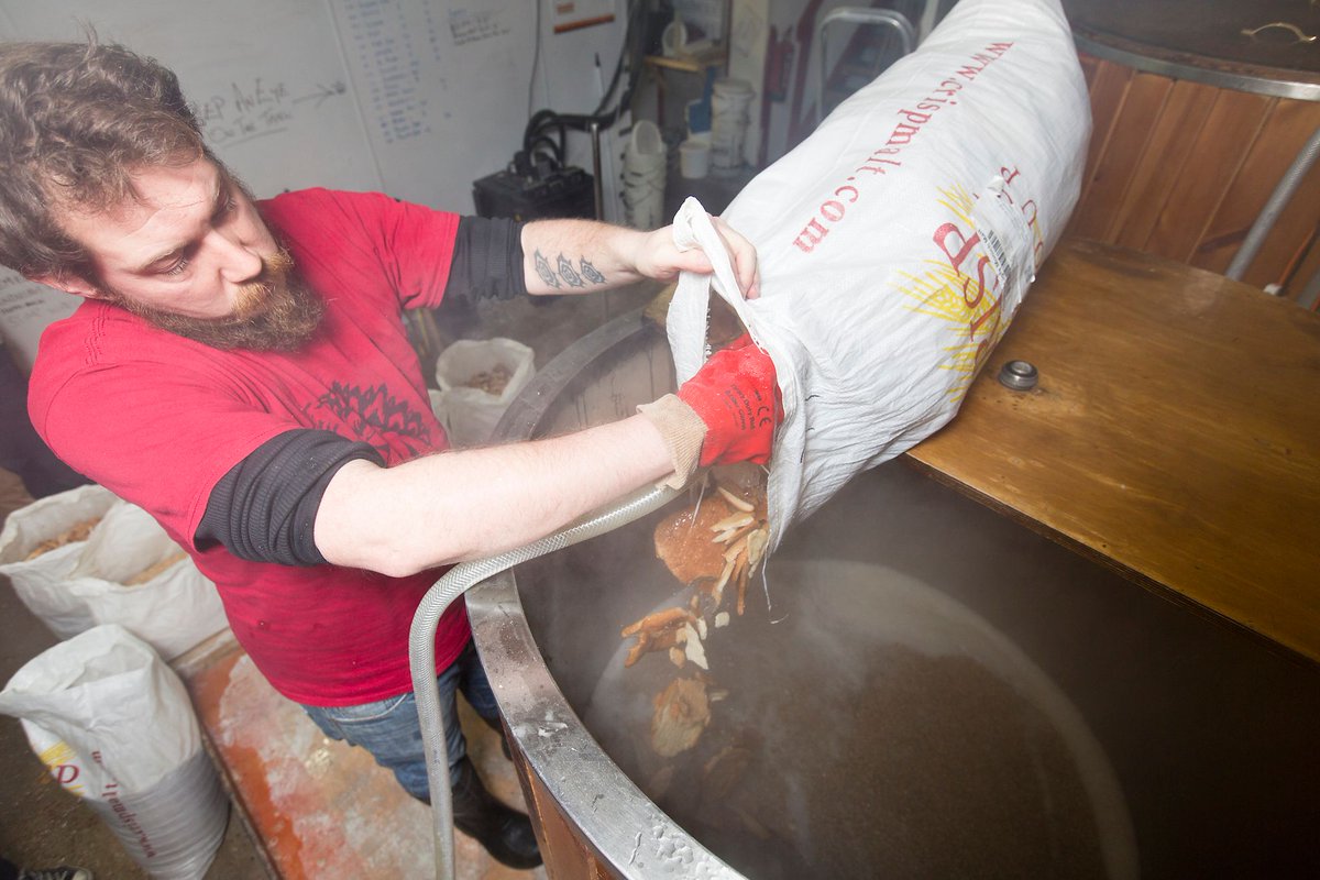 circulareconomy's tweet photo. Brewing beer from surplus bread, #circulareconomy case study: @ToastAle https://t.co/97ZkYO4qr9 https://t.co/lyGl4zlwfR