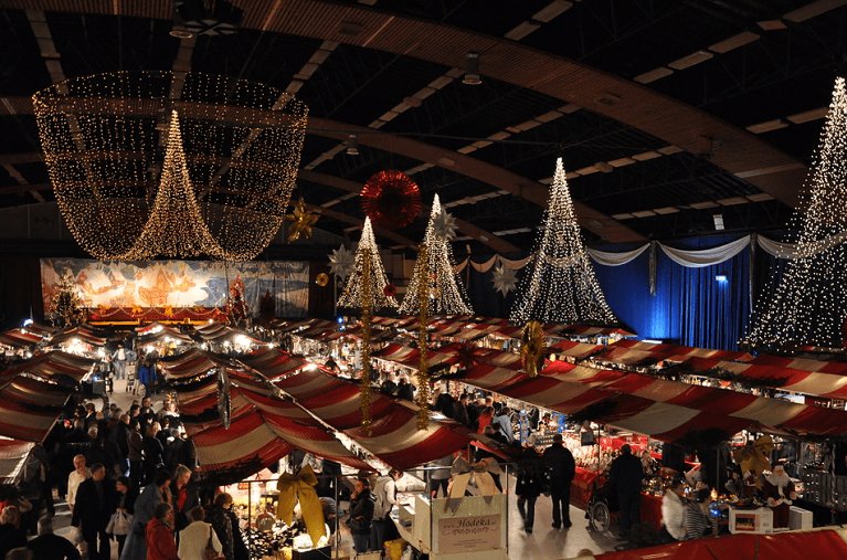 FeelGoodMarket's tweet photo. Extra Christmas market during the Sushi-Festival 23 &amp; 24 december in Klokgebouw https://t.co/FTpeC39peY https://t.co/5AWUA2eqpC