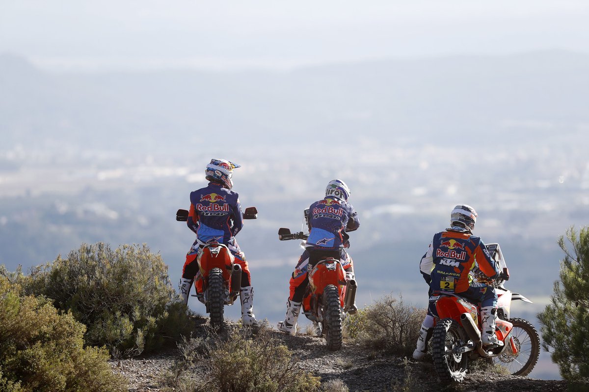RED BULL KTM FACTORY RACING tweet media