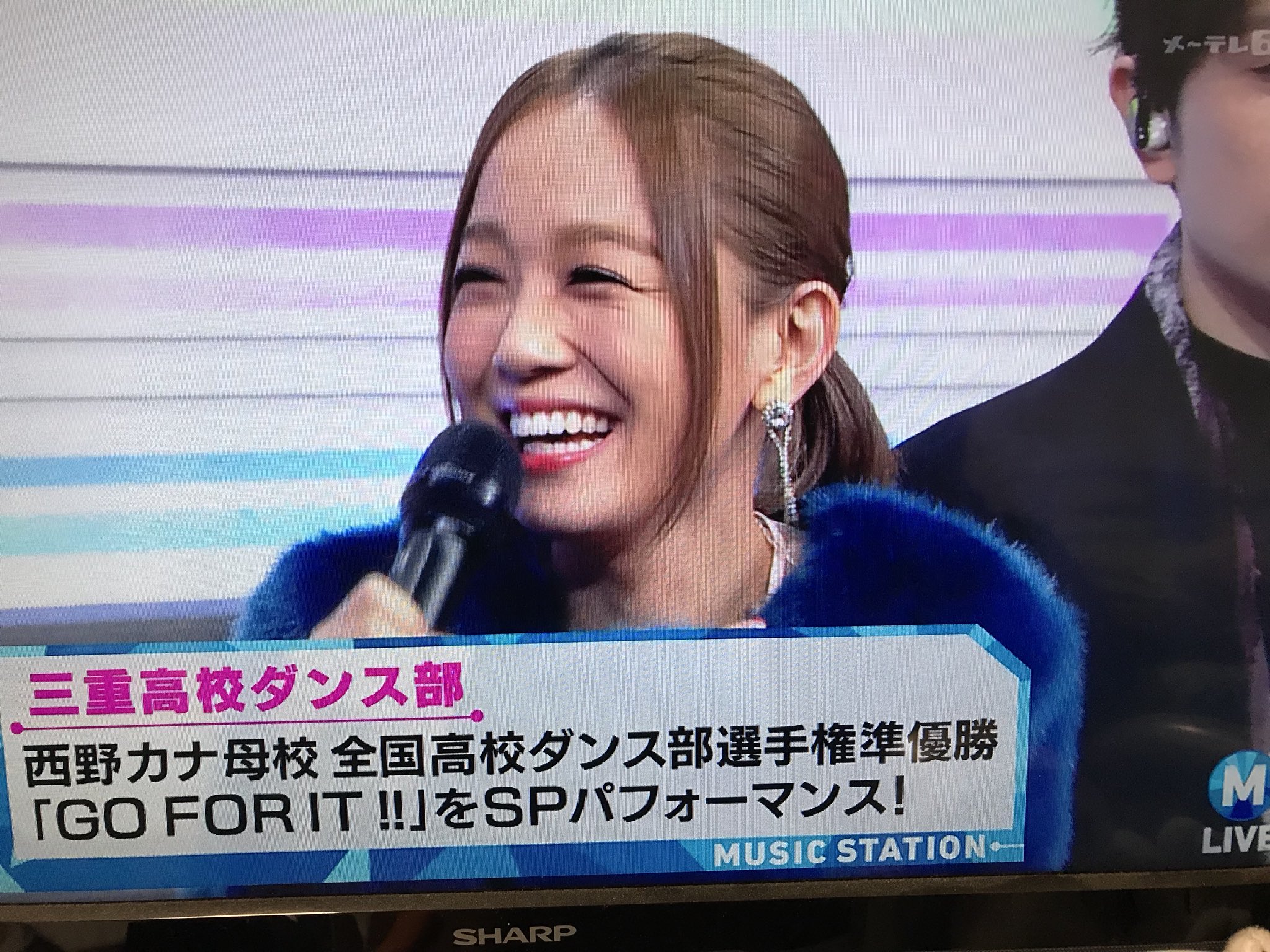 りょうちゃん Kanayanofficial カナやん観たよーー 三重高校のダンス凄かった そして久しぶりにテレビでの失恋ソング披露 衣装のモコモコ可愛いかったなー 西野カナ カナやん Mステ Onemoretime 三重高校ダンス部 Loveit T