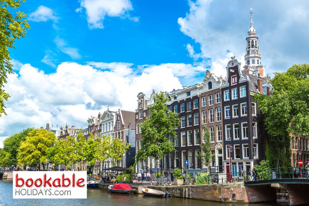 bookableholiday's tweet photo. Enjoy a #CityBreak to #Europe in the new year fr £79pp! https://t.co/FF0KoX5eFG https://t.co/RosOMEcO3a