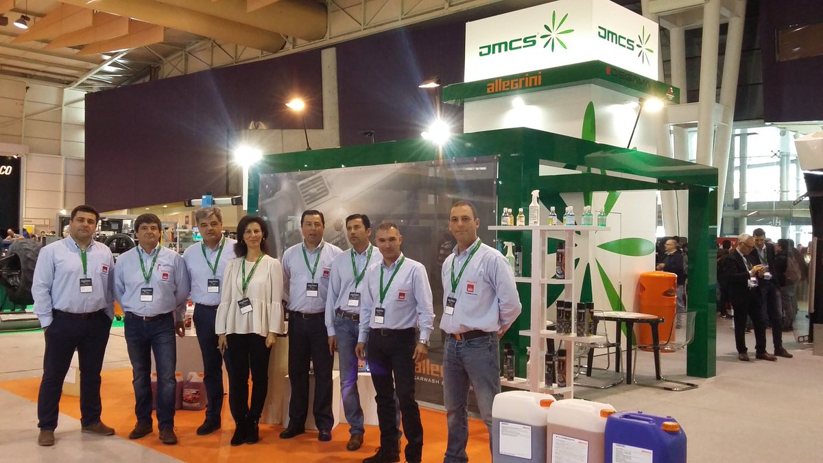 JmcsComercio's tweet photo. A nossa equipa aguarda por si! 
#JMCS #aftermarket #Automotive #allegrini #mix #degama #FIL #carwashing https://t.co/CwtuBcUlvE