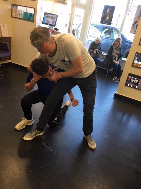 FXHAIRSTUDIO's tweet photo. Self Defence this Focus Friday @meridiankungfu Thank you! We're now prepared for anyone jumping out of bushes!!! https://t.co/byhPZAzjAb https://t.co/9L9NoUe2bd