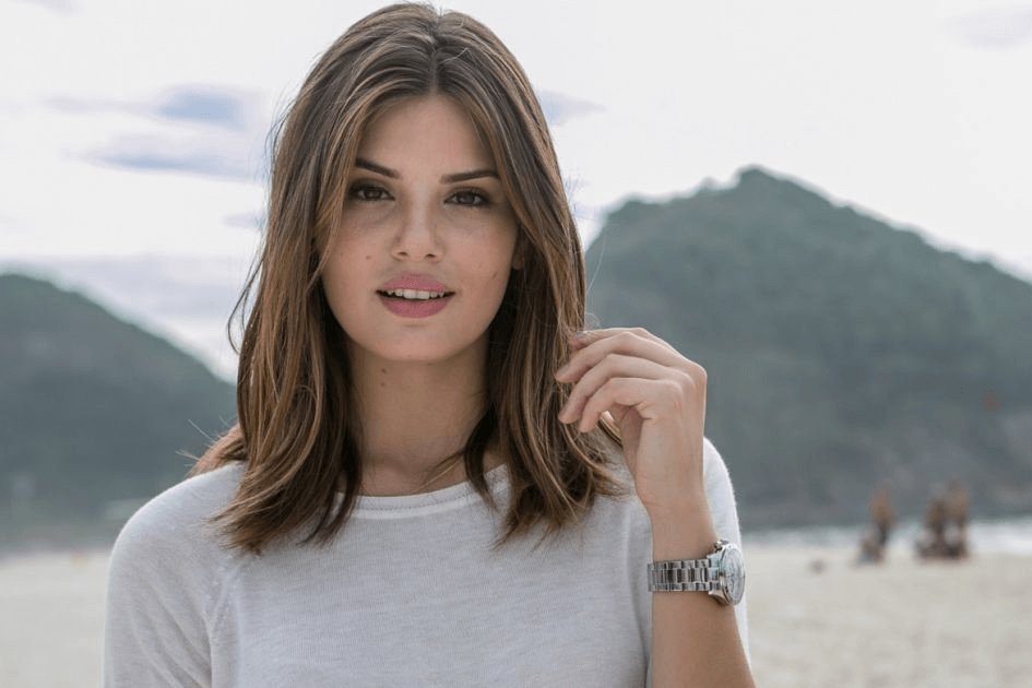 leandromartyns1's tweet photo. Rafael Vitti, Isabelle Drummond, Camila Queiroz e Jesuíta Barbosa os protagonistas e antagonistas de #Verão90Graus https://t.co/D4xH8j7y3G