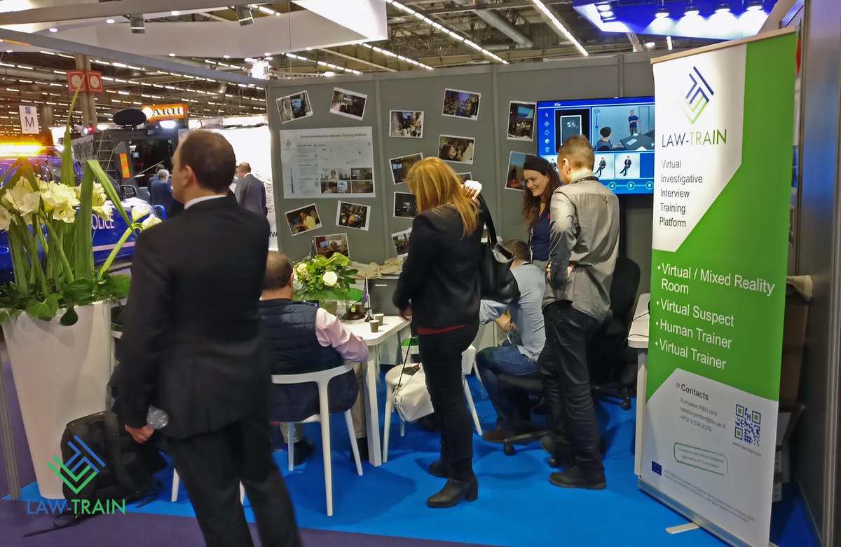 USECON's tweet photo. Wir sind zur Zeit mit dem EU-geförderten H2020 Projekt @LawTrainH2020 auf der @Milipol_Paris und sind sehr erfreut über den regen Zulauf. 
Im Projekt haben wir den Lead von 2Workpackages: User Requirements &amp; Specifications und Dissemination &amp; Exploitation https://t.co/qqVsswLIxI https://t.co/yri3KzD0nk