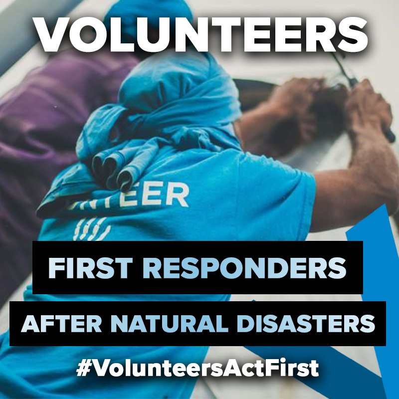 UNVolunteers's tweet photo. Over the past decade, over 1.5 billion people have been affected by natural disasters. When lives are at stake, #VolunteersActFirst to rescue survivors and restore essential services such as water and power https://t.co/j0517qFHDf https://t.co/1ZUHUxfy0v