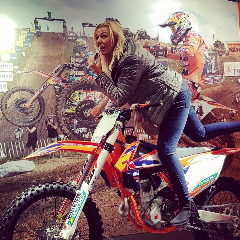 KTM_UK's tweet photo. Heading to Motorcycle Live? Don't forget to stop by our stand and show us your #KTMFace 😎📸
Here's one that KTM fan Tina McKay did earlier this week 👍 https://t.co/sHtIh7RPDZ