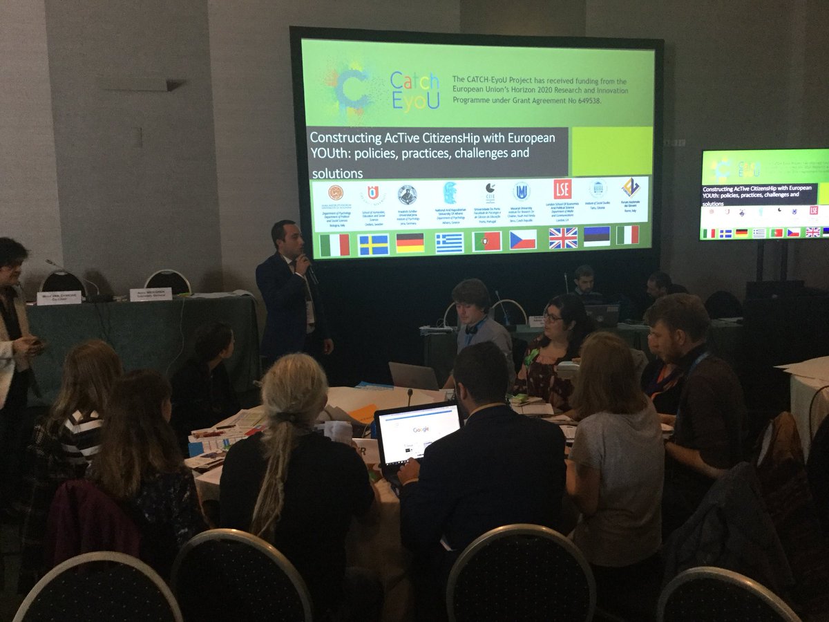 YFJ MOs showcasing:
the session begins with the presentation of the project by <a href="/LorenzoFloresta/">Lorenzo Floresta</a> 
#COMEM #CatchEyoU #FNG #ForYouthRights