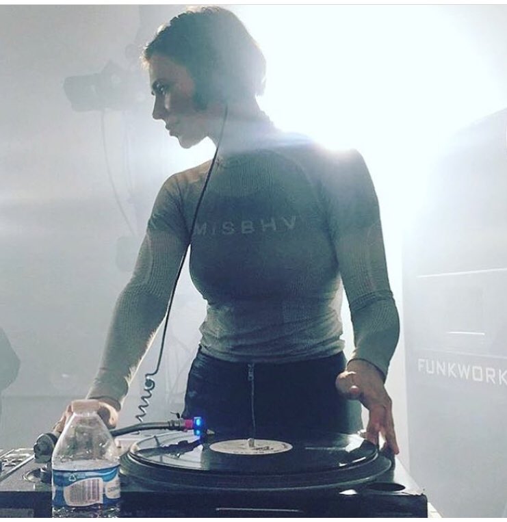 Bails_23's tweet image. 