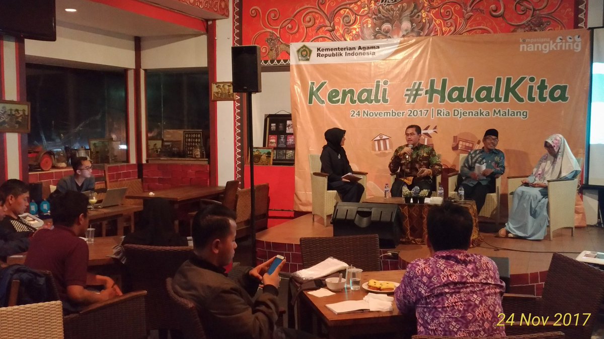 Kemenag_RI's tweet photo. Kenali #HalalKita bersama blogger Malang

#HalalKita
#HalalKita
#HalalKita
#HalalKita https://t.co/ejIsatzmZG