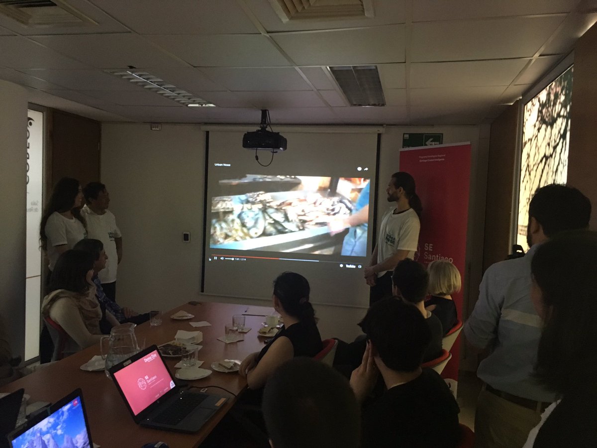 gloriamoya_cl's tweet photo. Arranca nuestro DemoDay en @corfo RM, prototipos de soluciones para la ciudad a través de #diseñodistribuido de curso PFC @FablabSantiago https://t.co/mWrhoAduEv