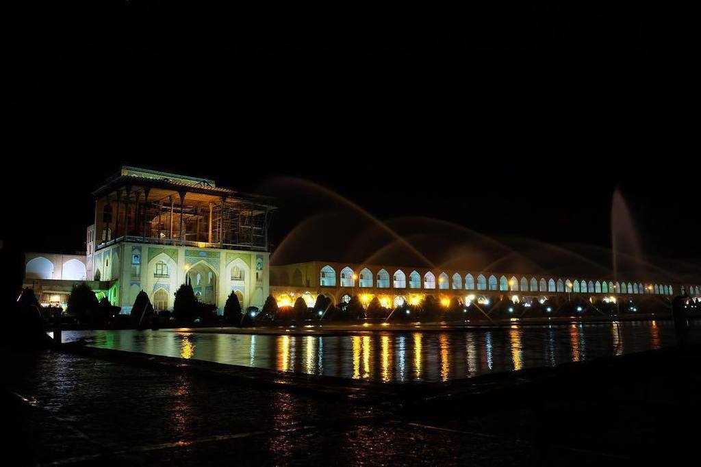 IranHurrah's tweet photo. #aliqapoo #royal_palace , were king had been siting over there to watch #chogan #match in the square https://t.co/4aFXW2lv2O https://t.co/hAivMmtu0Z
