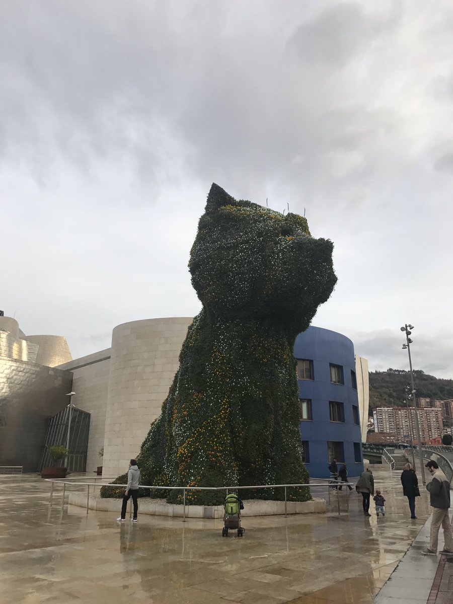 OPallarols's tweet photo. Good feedback from the audience about @cellnextelecom vision about smart telecom infrastructures at #IIForoUNIRED Bilbao https://t.co/1FwRReXAY7