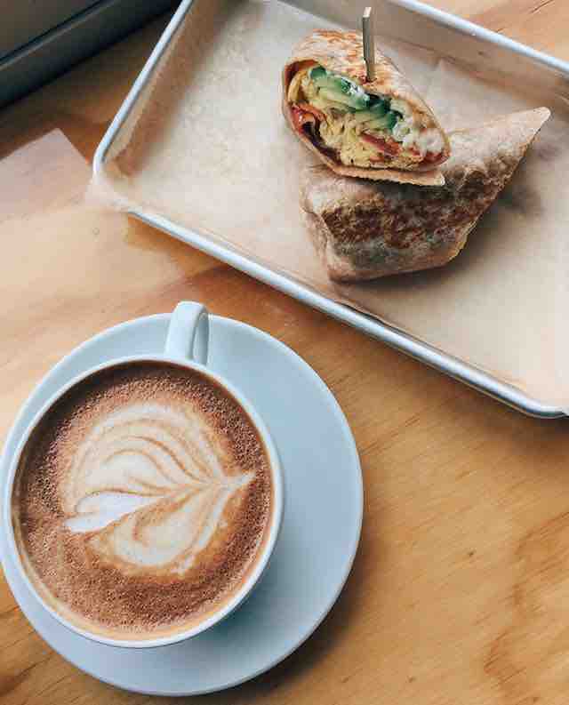Fuel your #BlackFriday with this deliciousness 📸: @happyhealthynicc
Buy $100 &amp; get a $20 bonus card!