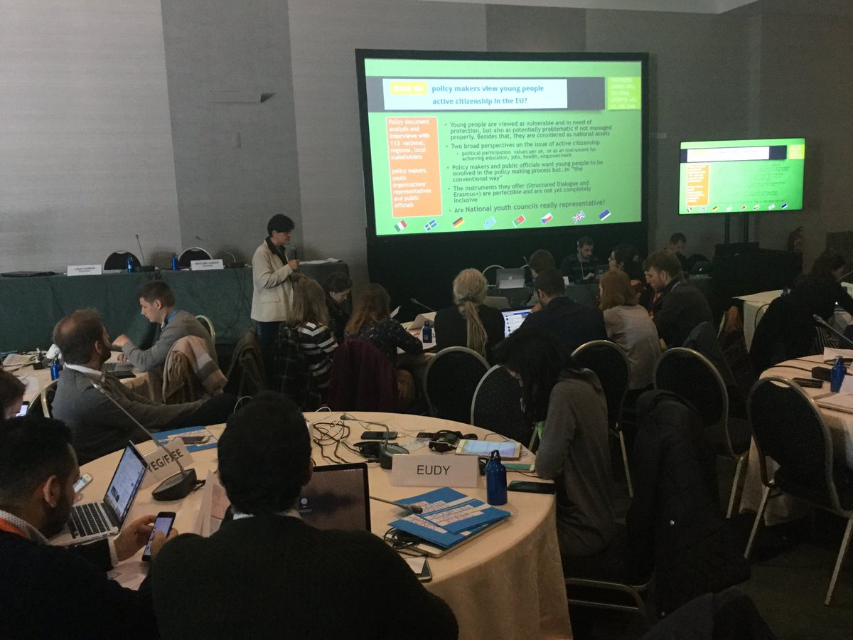 #YFJ MOs showcasing
continues with the presentation of the project results by <a href="/cinzia_albanesi/">cinzia</a> 
#COMEM #CatchEyoU #FNG #ForYouthRights