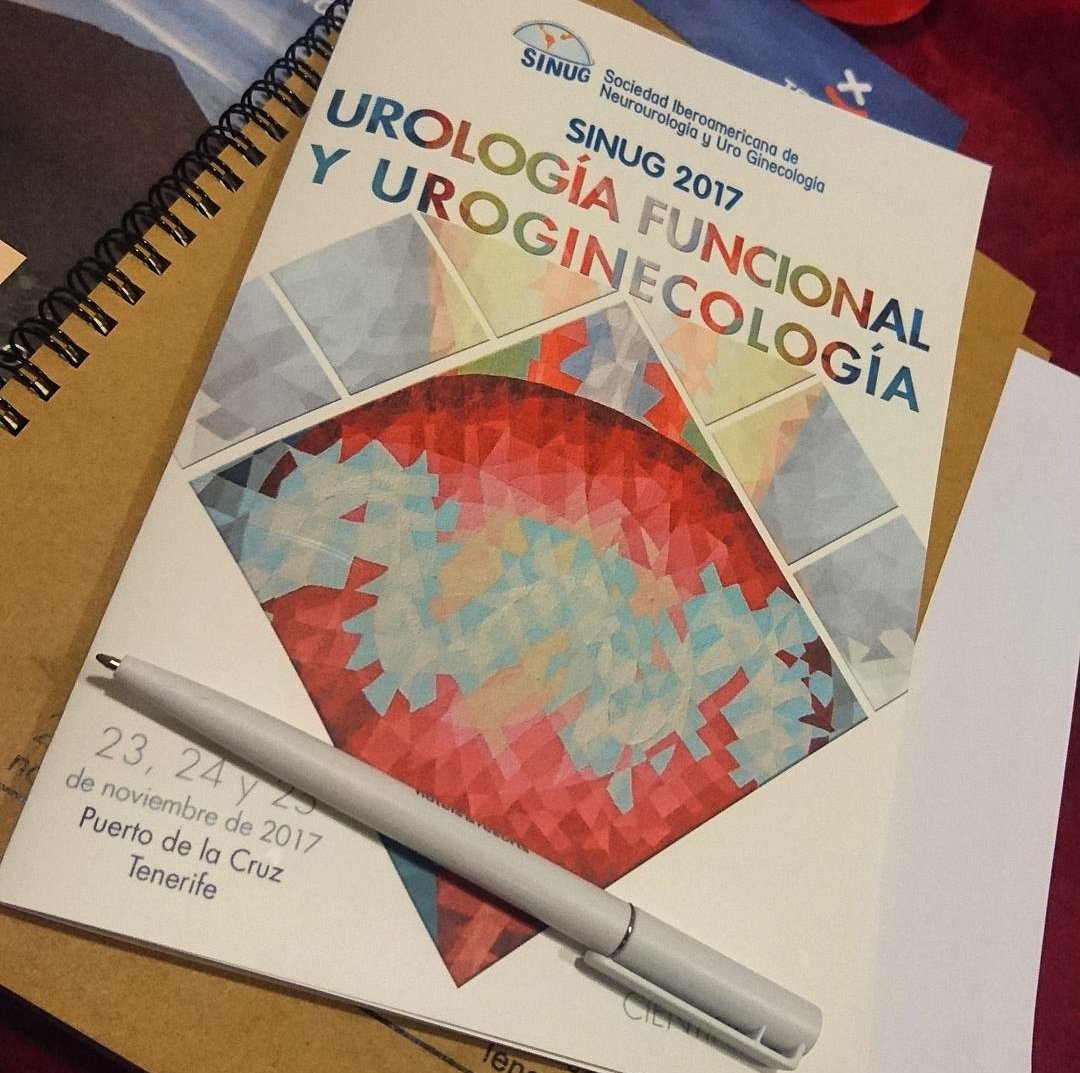 expsuelopelvic's tweet photo. Actualizando conocimientos uroginecológicos en la reunión de la #SINUG2017. #Tenerife https://t.co/7kT50BFhRG