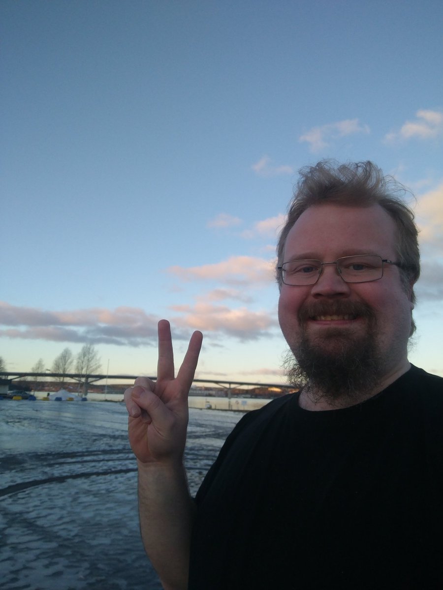Jingo_the_Jinx's tweet photo. Halfway to #swedishnationals. #selfie #malifaux #sundsvall #umeå #swedishmoosecavalry https://t.co/VjYVfzZmBf