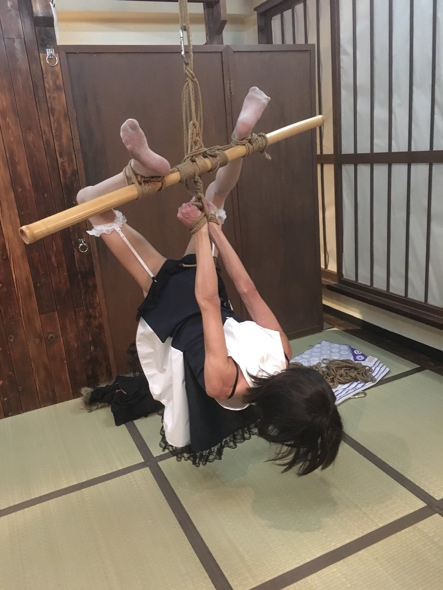 駿河問い緊縛  / X