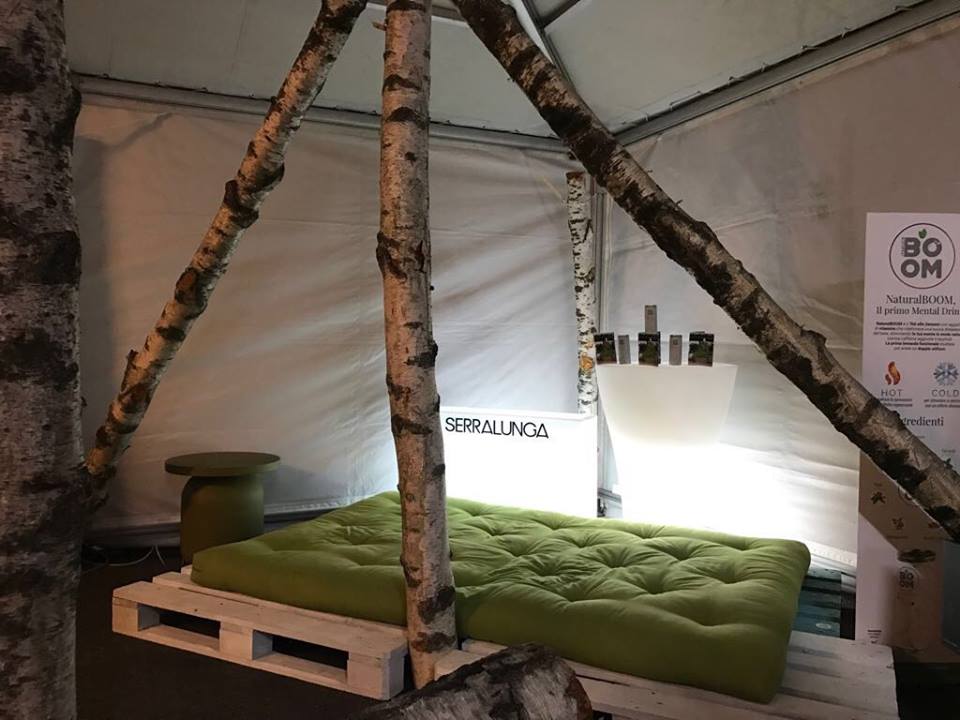 SerralungaItaly's tweet photo. Natural BOOM stand at Eicma, are the illuminated #minghigh and #vasorettangolare vases, the #canissecollection to relax and #porcino and #paloma to complete the work in this special "furnished wood".
Shop all our products here: https://t.co/yiRmuxRsdU https://t.co/LEJQJvDq4n