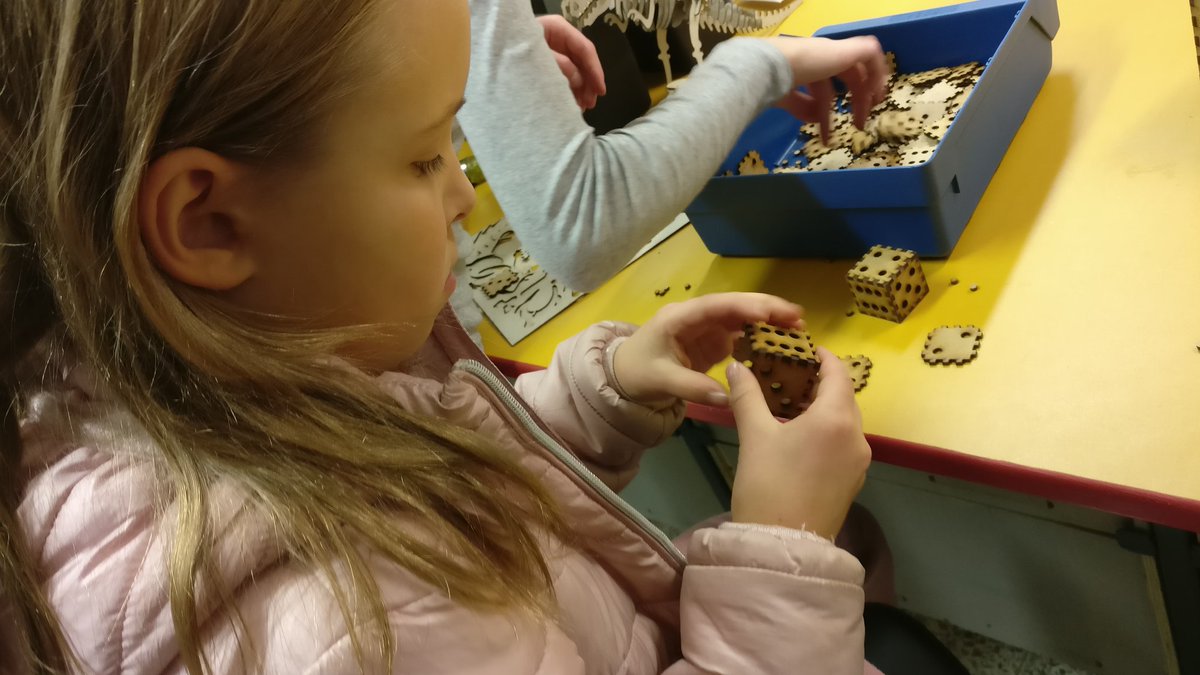 TuuliLa's tweet image. Lapset tänään mukana @TampereUniTech 😊 #Tutlab  #lapsimukaantöihinpäivä