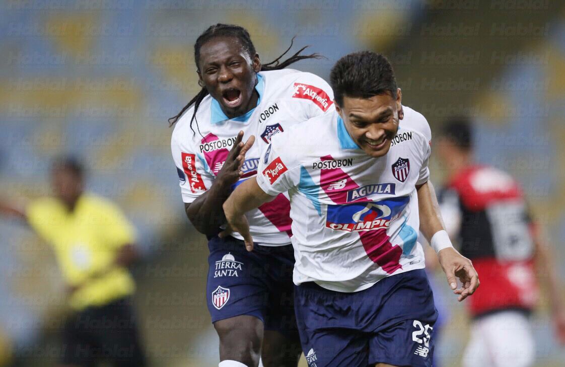 JuanSalvadorB's tweet photo. Voy a darle Rt a todos los que usen el #YoCreoEnJunior. Voy a rifar boletas para el partido con Flamengo, mejor dicho voy meterle a la Juniormania duro, esto es de ganas y empuje. Pudimos convocar una vez, lo haremos de vuelta desde otra vereda. 🔴⚪️🔵
#YoCreoEnJunior https://t.co/dJyLNhagiE