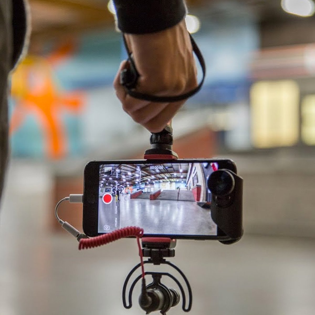 heysleek_'s tweet photo. 5 accessori per smartphone che ogni #microinfluencer dovrebbe avere cominciare a usare! https://t.co/NVHAMjWK1p https://t.co/uTWFdW3O5u