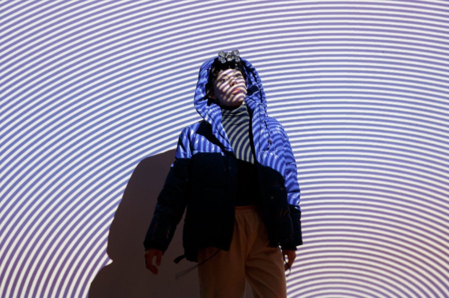 ContemporaryEx's tweet photo. Invites: #BethKettel
@Zabludowicz_Col
#ZabludowiczCollection 176 Prince of Wales Rd, NW5 3PT
Th-Su 12-6
Until 17th December
Image: Beth Kettel, The Mist of a Pessimist, Zabludowicz Collection, 2017 (Performance). Photo: Tim Bowditch https://t.co/zovDcWKVAD