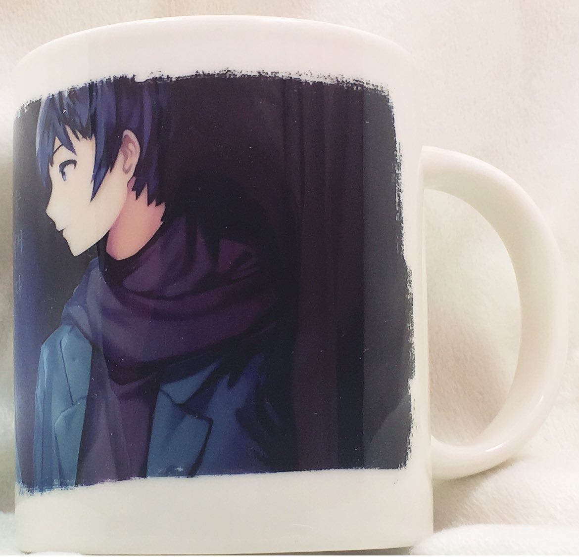 <우리는 그 불 속에서 만났다>
리뷰 이벤트 상품을 오늘 모두 발송 완료하였습니다.

누락 발생 시, 연락해주시면 바로 발송해드릴 수 있도록 하겠습니다.
감사합니다.

머그컵의 사진입니다.
(빛과 각도에 따라 
색상이 다르게 보일 수 있으며, 
바탕은 깨끗한 검정입니다.)