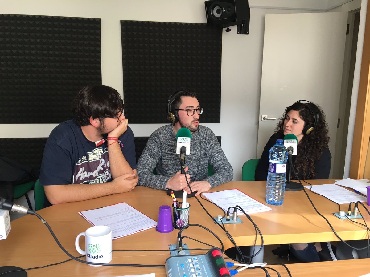 josocdexativa's tweet photo. ▶️@JSCosteraCanal i @JSXativa valorem el ✊🏻🌹XII Congrés de @JoveSocialistes a 📻@xtradiofm.
#OnElsJovesComptem
#RevolucióGeneracional
#ProtagonistesDelPresent
@Lena_Xativa https://t.co/vW8AeZwIWl