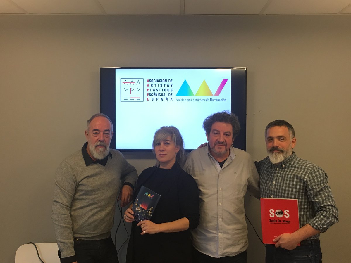 asociacionaapee's tweet photo. ¡Buenos días! Aquí os dejamos algunas fotos de el acuerdo de colaboración realizado esta mas con la @Aai_Adadi https://t.co/7rIX9M4nSx