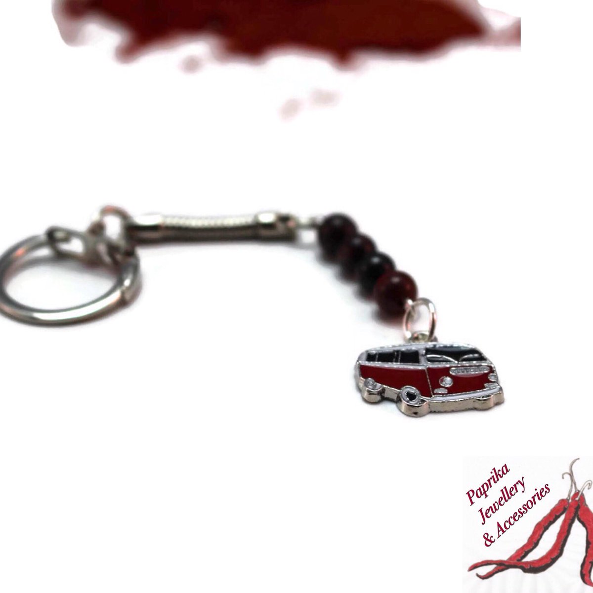 paprikajeweller's tweet photo. Grab this today! Campervan & Garnet keyring https://t.co/sgN6in5GEE @ConsciousCrafty @BuyCreativeUK #promotionhour #BlackFriday #shopping https://t.co/iGHrk4gYnZ