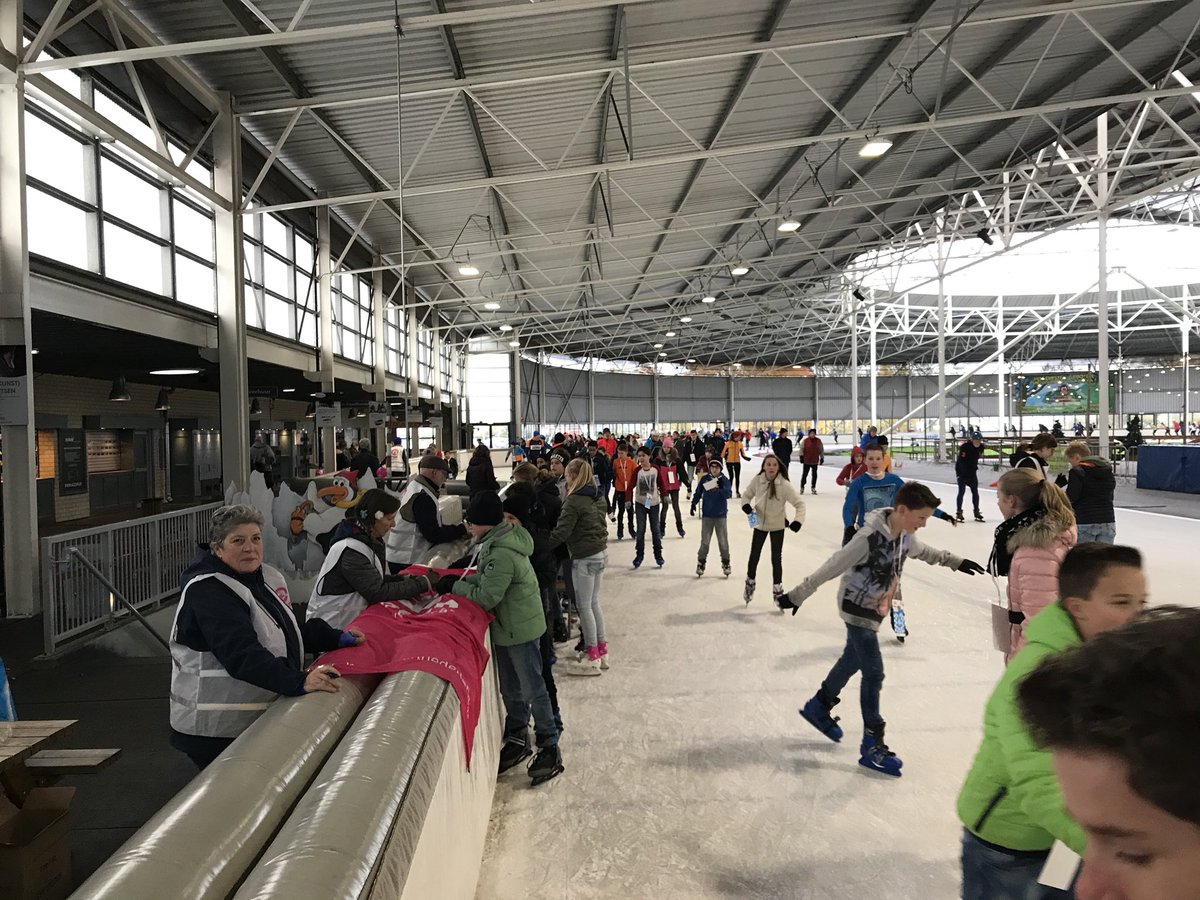 Annamarie Thomas tweet media