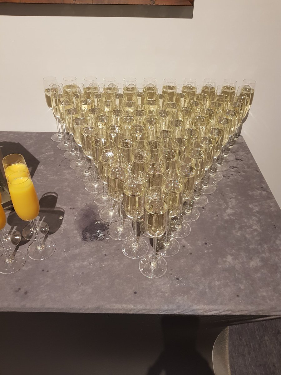 Develophub_BD's tweet photo. Fantastic turnout at @TheSocialNwk today! Thanks to everybody for supporting our charity #steppingstones #xmassocial17 ๐ @BSD_Consulting @ClarkeNicklin @Inn8vds @DBF_LAW @Bell_Munro https://t.co/cunIIW31CA