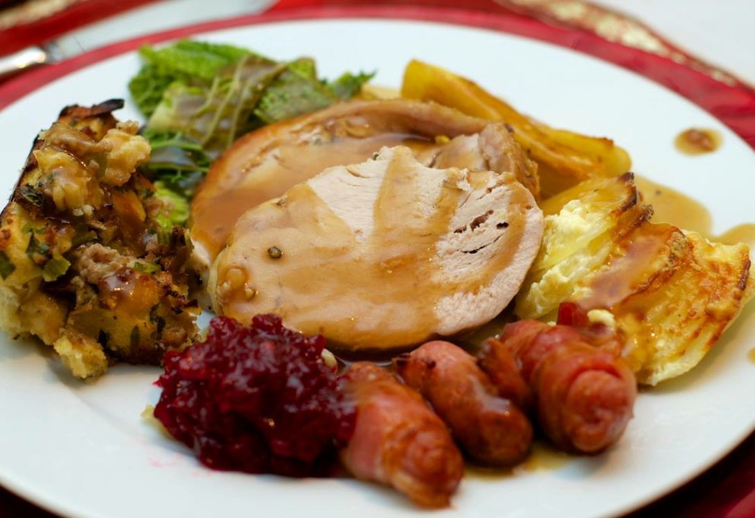 Inglewood_House's tweet photo. OUR SUNDAY ROAST THIS WEEKEND IS ...

Roast Turkey, pigs in blankets, sage and onion stuffing, roast potatoes and winter vegetables - £12.95

To book a table, please call us on (01259) 216156 https://t.co/NVUSLUaY7o