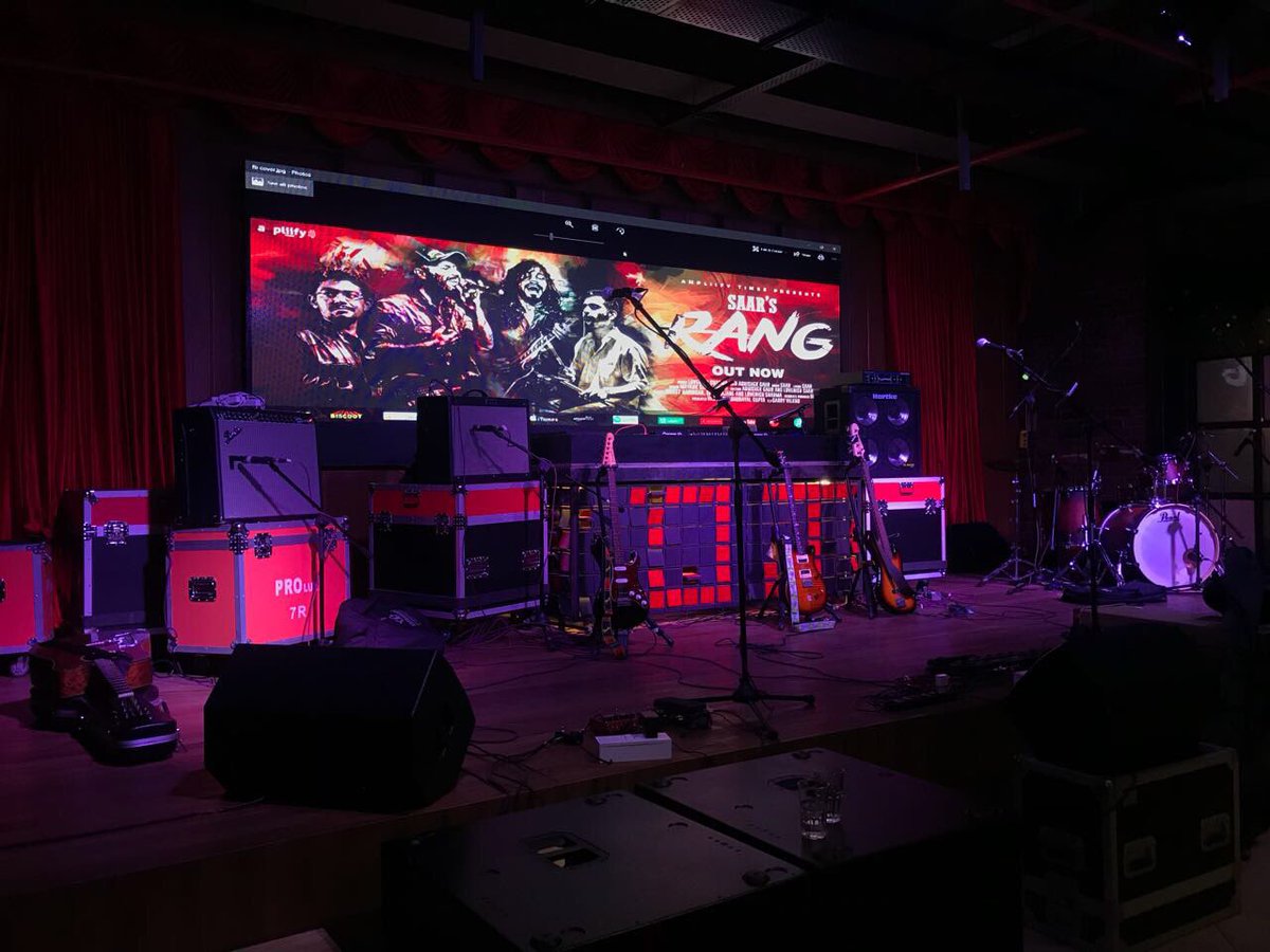worldofamplify's tweet photo. All set for my boys to perform the first show in Bombay ! @WeAreSaaR 

#Rang #MTVFLYP #Saar #RangbySaar #Ampliifytimes @VARUN83GUPTA https://t.co/IsWIa9yeID