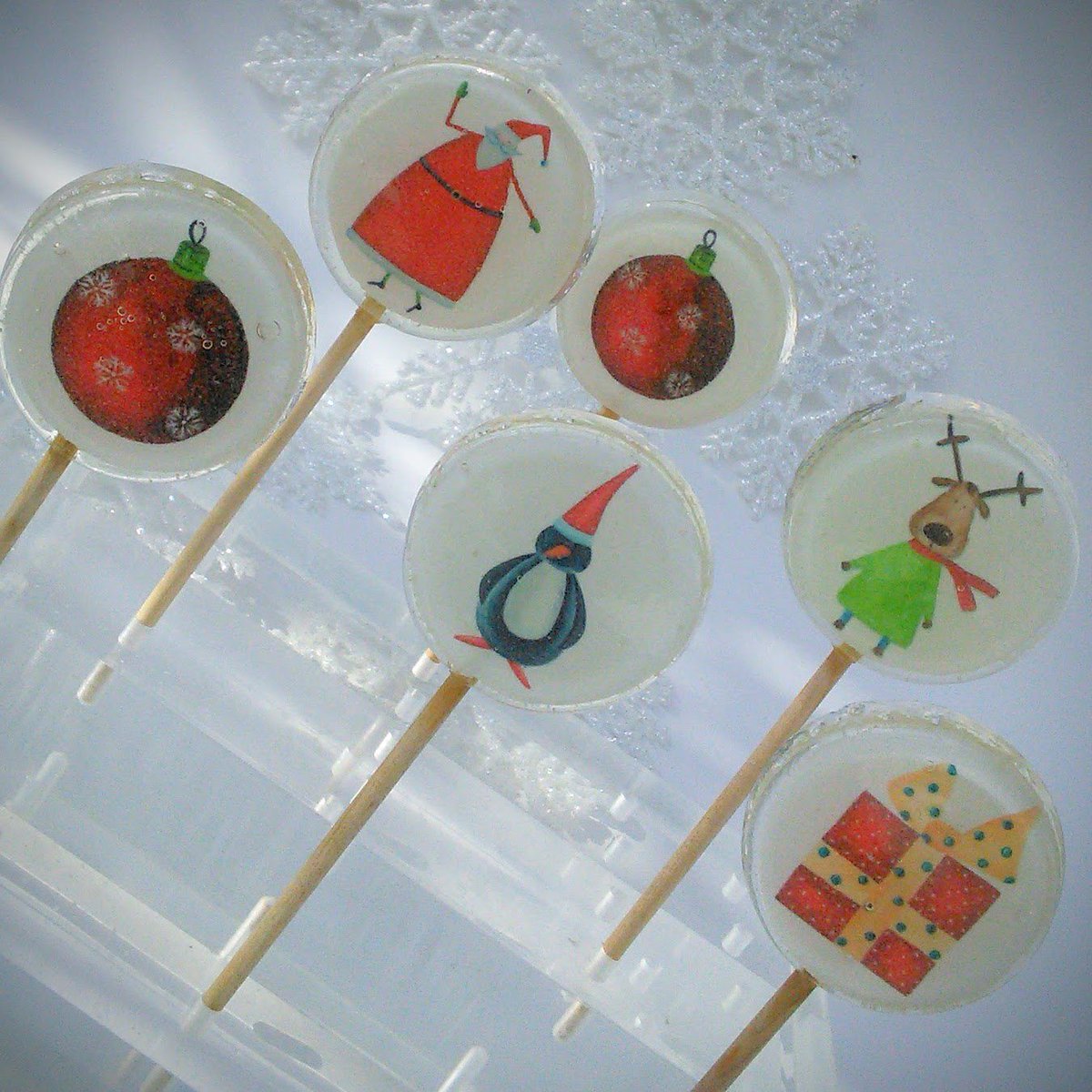 TheGBWebsite's tweet photo. That's #Christmas2017 all taken care of then!
#christmasgifts 
#FoodieFriday 
https://t.co/lnxaRd4PtV https://t.co/IYaq7DdwKx