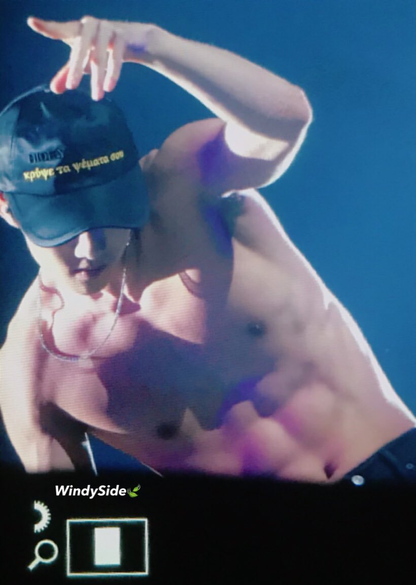 dararinx's tweet photo. นอกจากเป็นเมียเซฮุนกุก็ไม่อยากเป็นอะไรละ https://t.co/BodXScAaz5
