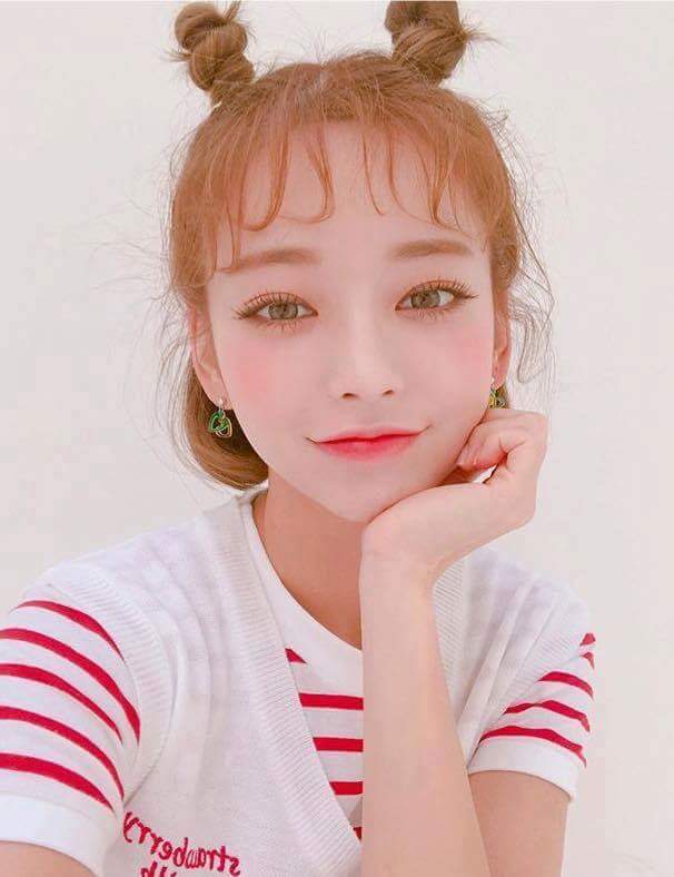 韓国ファッション通販サイト\"chuu\"のモデルをするカン・テリ