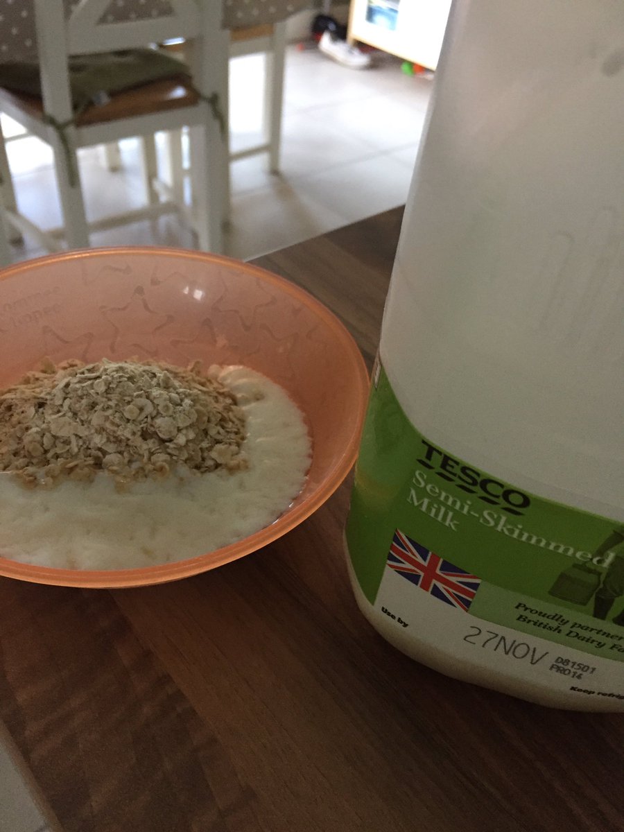 Mrs_M_Chambers's tweet photo. @Tesco what is up with your milk?! This has happened before, maybe one day or on the day, but 3 days before?!?! Absolutely disgusting. #disgusting #iboughtmilknotcottagecheese https://t.co/9ojPrShIvU